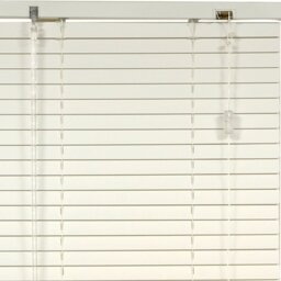 Aluminium Venetian Blind White 160 x  60cm - Size: W 60 x D 160cm - Wilko - thumbnail 1