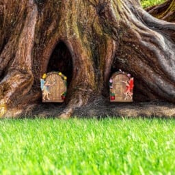 Marco Paul Wall Mounted Fairy Doors Garden Ornament 2 Pack - Size: 30 x 20 x 10cm - Brown - Wilko - thumbnail 5