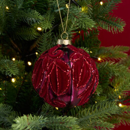 Traditional Velvet Detail Bauble - Sleigh Bells Ring - Wilko - thumbnail 4