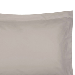 Serene Oxford Mushroom Pillowcase - Size: 27 x 20cm - Brown - Wilko - thumbnail 3