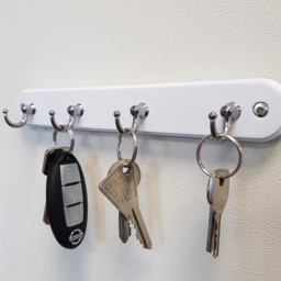 Headbourne Keytidy White and Chrome 4 Hook Key Tidy Rail - Wilko - thumbnail 3