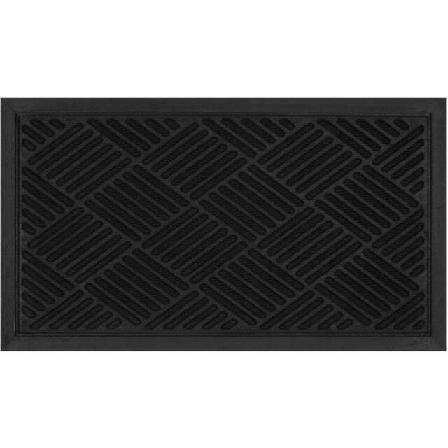 Single Sunderland Rubber Door Mat 40 x 70cm in Assorted styles - Wilko