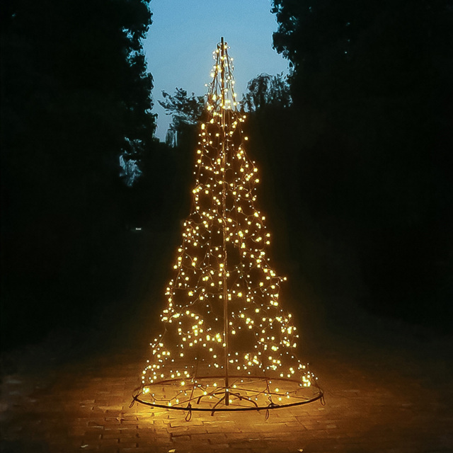 Xmas Haus 720 LED Warm White 2.5m - Size: 136 x 250 x 136cm - Black - Wilko - image 1