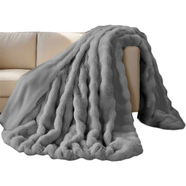 Sweet Dreams Silver Alpine Throw 200 x 240cm - Wilko - image 1