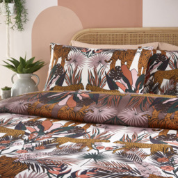 furn. Kaihalulu Super King Cocoaberry Duvet Set - Multi - Wilko - thumbnail 3