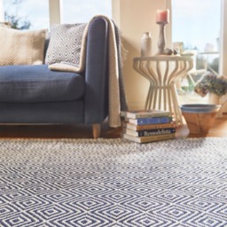 Hug Rug Navy Woven Diamond Rug 160 x 230cm - Blue - Wilko - thumbnail 3