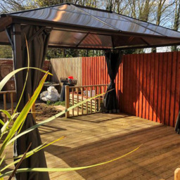 Glendale Peninsula 4 x 3m Polycarbonate Grey Garden Gazebo - Size: 3 x 4m - Wilko - thumbnail 4