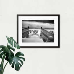 Wee Blue Coo History D Day Normandy Jaws Death War Military Landing Framed Wall Art Print 30 x 41cm - Size: 43.3 x 33.3 x 1.5cm - Grey - Wilko - thumbnail 4