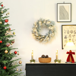HOMCOM Flocked Front Door Prelit Christmas Wreath with Timer - Size: 8 x 60 x 60cm - Green - Wilko - thumbnail 4