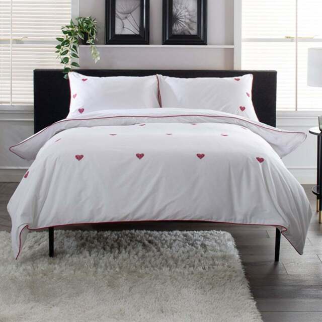 The Lyndon Company Filigree Hearts Double White Duvet Set - Wilko - image 1