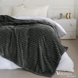 Velosso Bellissima Charcoal Plush Throw 100 x 150cm - Size: 100 x 150 x 1cm - Wilko - thumbnail 5