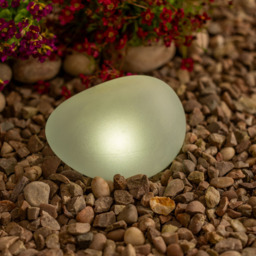 ValueLights Pebbles Set of 2 Clear Outdoor Solar Decorative Lights - Size: 10.9 x 12.5 x 16.7cm - White - Wilko - thumbnail 4