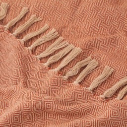 Furn Dessa Orange Geometric Woven Throw 130 x 180cm - Wilko - thumbnail 3