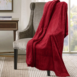 Velosso Red Moda Plush Throw 150 x 200cm - Size: 150 x 200 x 1cm - Wilko - thumbnail 3