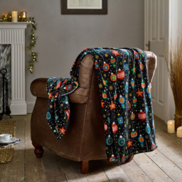 Deyongs Navy Baubles Christmas Throw 140 x 180cm - Blue - Wilko - thumbnail 3