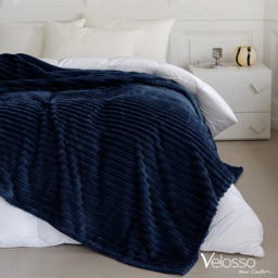 Velosso Bellissima Navy Plush Throw 200 x 240cm - Size: 200 x 240 x 1cm - Wilko - thumbnail 5