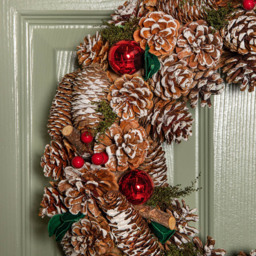 Samuel Alexander YuleFest Christmas Wreath with Baubles and Snow Tipped Pine Cones 50cm - Size: 50 x 7 x 7cm - Multi - Wilko - thumbnail 4