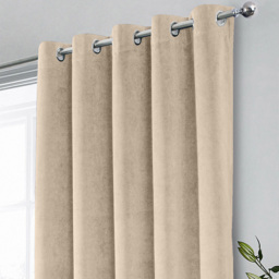 Enhanced Living Hampton Cream Velvet Blackout Thermal Eyelet Curtains 229 x 229cm - Wilko - thumbnail 3