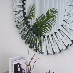 Comfy Living 3D Sunburst Round Mirror 60cm - Wilko - thumbnail 4