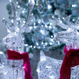 The Christmas Workshop 150 LED Acrylic Reindeers with Sleigh 5.2ft - Wilko - thumbnail 4