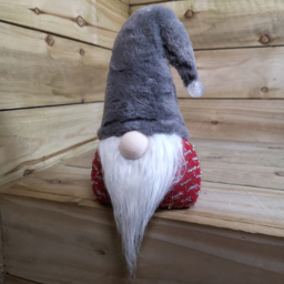 Samuel Alexander Grey Hat and Red Body Gonk Christmas Decoration 35cm - Size: 35 x 16 x 16cm - Wilko - thumbnail 6