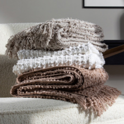 Hoem Arvo Feather Woven Fringed Throw 130 x 180cm - Size: 180 x 130cm - Grey - Wilko - thumbnail 6