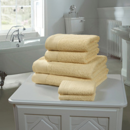 Rapport Home Chatsworth Super Soft 600gsm Combed Cotton Yellow Bath Towel - Size: 4 x 70 x 120cm - Wilko - thumbnail 3