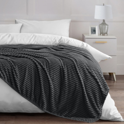 Velosso Charcoal Plain Corduroy Throw 127 x 152cm - Size: 127 x 152 x 1cm - Wilko - thumbnail 5