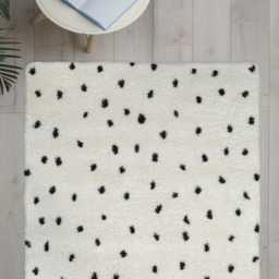 Homemaker Monochrome Snug Spotty Shaggy Rug 80 x 150cm - Wilko - thumbnail 3