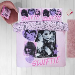 Celebrity Icons Duvet Cover Set Pink Double - Size: Single - Wilko
