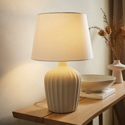 ValueLights Serena Natural Tapered Linen Lamp Shade Ribbed Ceramic Beige LED Table Lamp - Size: 50.5 x 33 x 33cm - Cream - Wilko - thumbnail 3