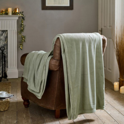 Deyongs Desert Sage The Big One Throw 230 x 270cm - Green - Wilko - thumbnail 3