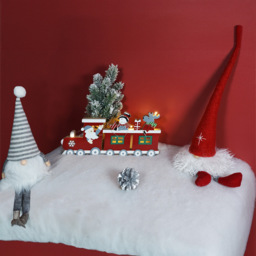 Xmas Haus Christmas-Themed White Snow Blanket 38 x 305cm - Wilko - thumbnail 3
