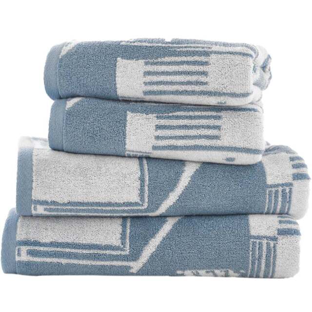 Lobster Creek Kings Parade Chambray Bath Towel - Size: 70 x 120cm - Blue - Wilko - image 1