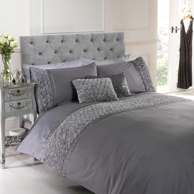 Rapport Home Limoges Super King Grey Duvet Set - Silver - Wilko - image 1