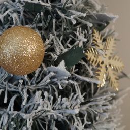 Xmas Haus Pop Up Pre Lit Snowy Artificial Christmas Tree 7ft - Silver - Wilko - thumbnail 6