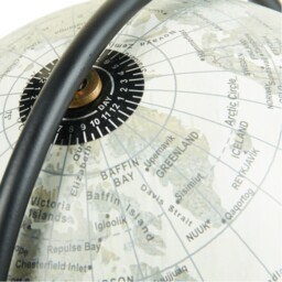 Spinning Globe on Base Neutral - Wilko - thumbnail 6