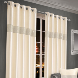 Intimates Belleza Cream Eyelet Curtains 117 x 137cm - Size: W 117 x D 137cm - Wilko - thumbnail 3