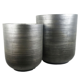 Leaf Coya Silver Ridged Composite Planter 47 x 41cm - Size: 47 x 41 x 41cm - Grey - Wilko - thumbnail 6