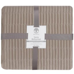 Divante Latte Savoy Quilted Bedspread 220 x 240cm - Size: King - Wilko