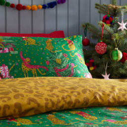 furn. Purrfect Toddler Green and Gold Abstract Leopard Duvet Cover Set - Multi - Wilko - thumbnail 4
