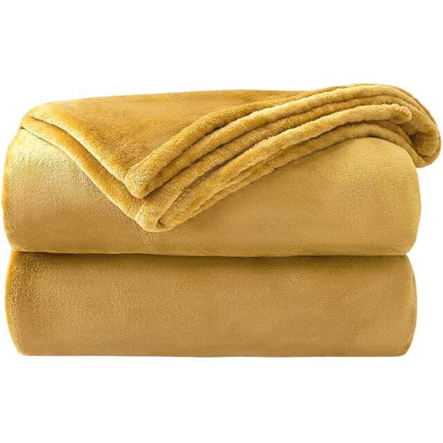 Velosso Ochre Flannel Faux Mink Throw 150 x 200cm - Size: 150 x 200 x 1cm - Wilko - image 1