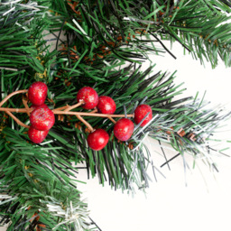 Best Artificial Frosted Deluxe Christmas Garland with Pine and Spruce Tips 370cm - Green - Wilko - thumbnail 4