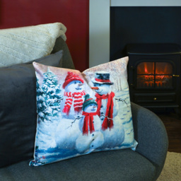 Xmas Haus Festive Family Snowman Christmas Cushion 45 x 45cm - Size: 450 x 450 x 150cm - White - Wilko - thumbnail 3
