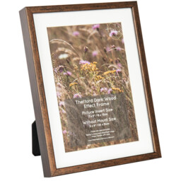 Thetford Dark Wood Effect Frame Brown 6 x 8in - Wilko - thumbnail 3