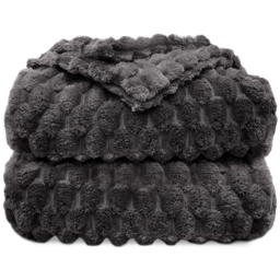 Velosso Charcoal Chunky Popcorn Throw 150 x 200cm - Size: 200 x 150 x 1cm - Wilko