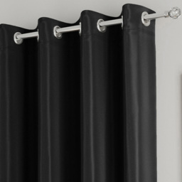 Enhanced Living Supersoft Black Blackout Eyelet Thermal Single Door Curtain 168 x 214cm - Wilko - thumbnail 3