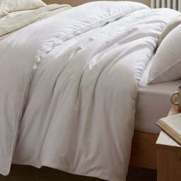 Divante Double White Hotel Cotton Duvet 4.5 Tog - Wilko - thumbnail 7