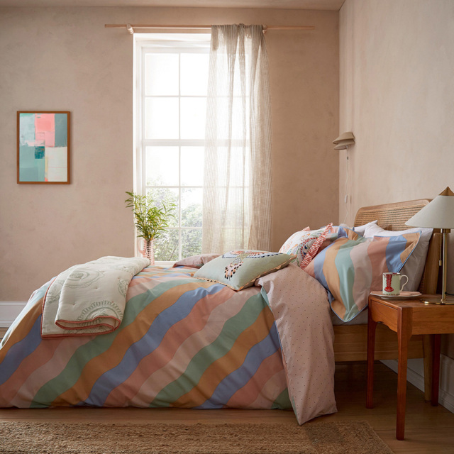 Yvonne Ellen Single Multicolour Signature Stripe Reversible Duvet Set - Wilko - image 1