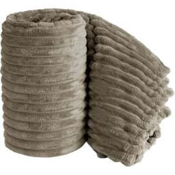 Velosso Bellissima Beige Plush Throw 150 x 200cm - Size: 150 x 200 x 1cm - Wilko